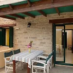 Apartments And Studios Xenophon