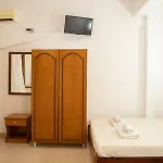 Gravanis Studios