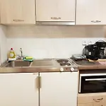 Maria\'S Sea View Apartments