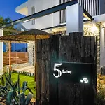 5 Suites By Gd