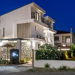 5 Suites By Gd