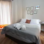 Nyx Guesthouse