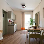 Nyx Guesthouse