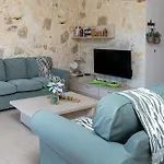 M&N Luxury Family Apartment 10Meters From The Sea