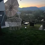 Elatovillage