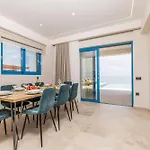 Maridion Beach Family House, By Zantewize