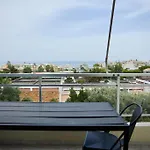 Panoramic White Blue