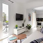 Wow, Design Apartment, Steps From Town Centre
