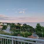Antony\'S By The Sea Apartment
