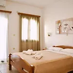 Manolika Studio 5