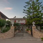Avouris Studios
