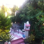 Roses Apartments