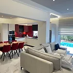 Porto Rafti Dream Complex & Retreat