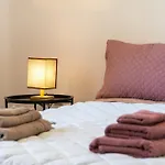 Teachers\' House