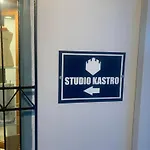 Studio Kastro II