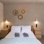 Ilios Luxury Apartment