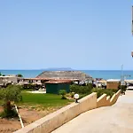 Niki Seaview Haven