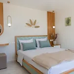 Anna Apartments