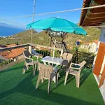 Matas House