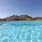 Caldera Suites \