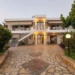 Raptis Apartments