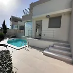 Rvg Rania House With Pool