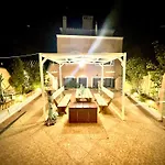 Spetses Center Comfy Apartment