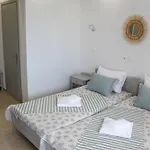 Thea-Tro Apartments