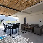 Villa Vesta Retire - Kalamata Mediterranean Villas