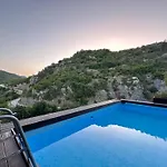 Kipi Mountain Resort