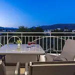 Sunbeam Evia Apartment