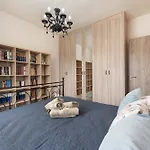 Maximos House