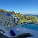 Nissaki Villas