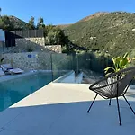 Nissaki Villas