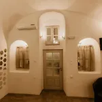 Evnoikon I- Jacuzzi Cave House In Fira