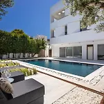 Infinity White Complex By Gk Properties