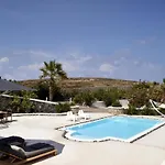 Amor Hideaway Villas
