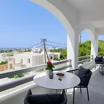 Alexander Suites
