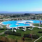 Siris Hotel