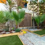 Alkis Guest House By Aegiankazarte