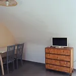 Leon Lux Apartments