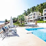 Agnanti Villa Seafront With Pool
