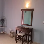 Ithakihouse II