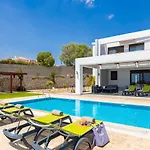 Villa Dionysos