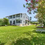 Villa Maria