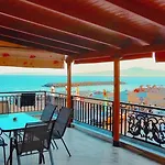 Anthi\'S - Three Bedroom Apartment