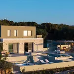 Manto Villas, Heated Pool, Spa Whirlpool, Seaview, By Thinkvilla