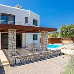 Villa Dias