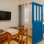 Liokathisma House
