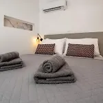 Annikas Port View-1St Floor